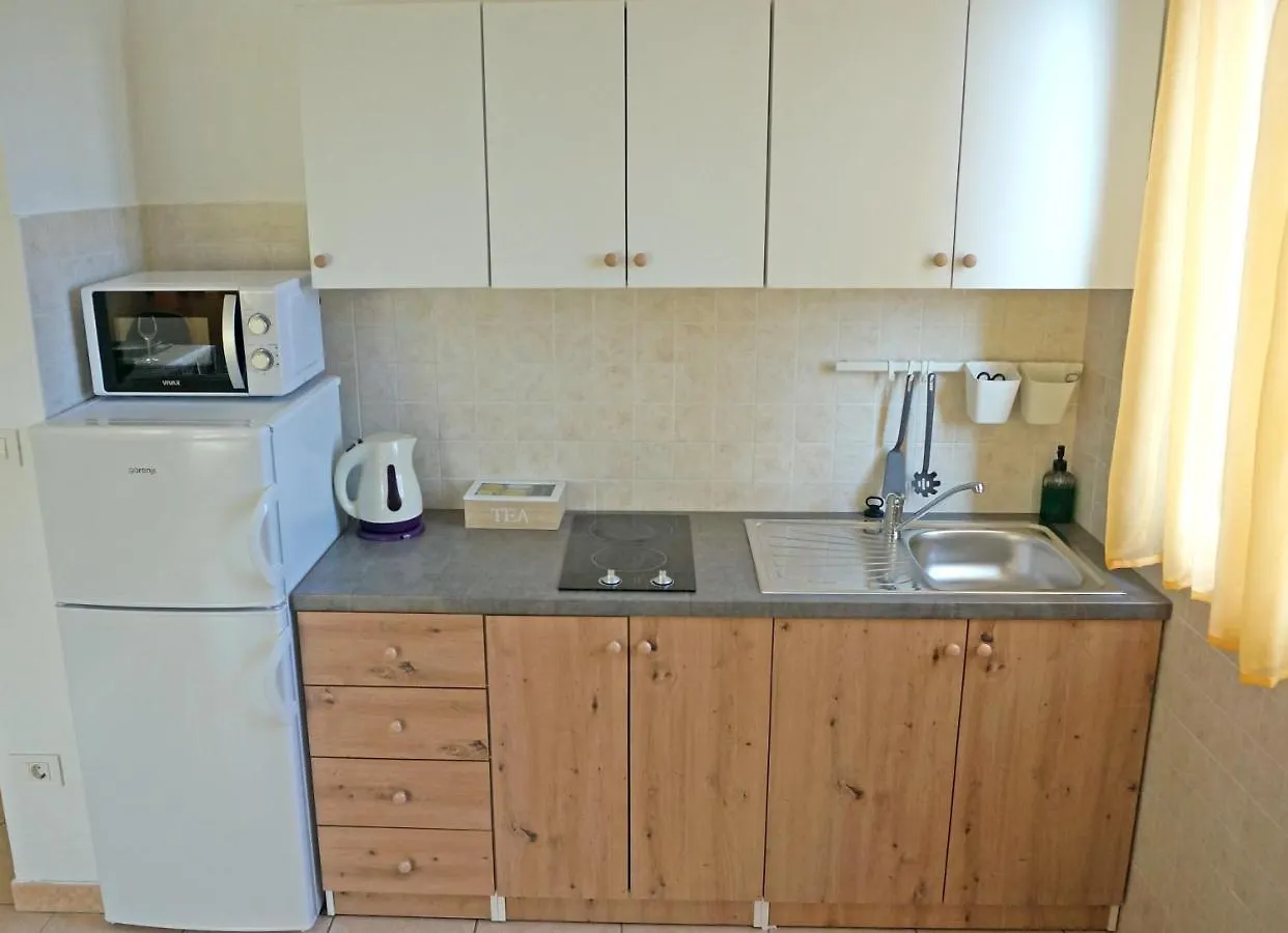 Studio Apartment Michelle - Intermezzo With Sea View 0*, Rabac